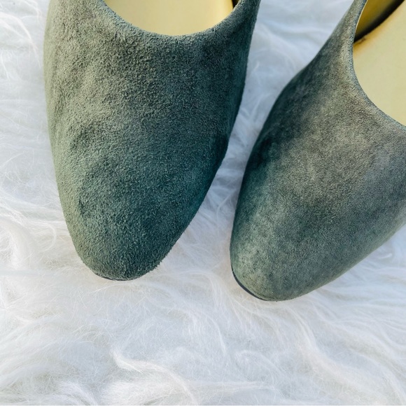 Connie Vintage Olive Green Suede Almond Toe Low Heel Pump - Picture 10 of 16